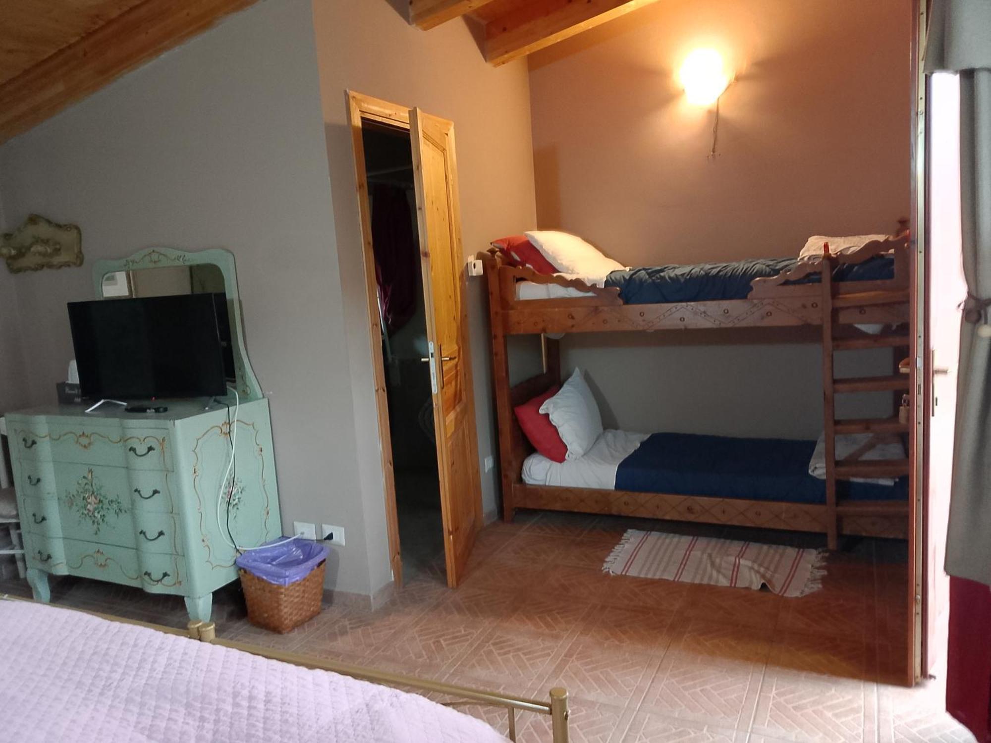 Terruggia Cascina Trapellaヴィラ エクステリア 写真